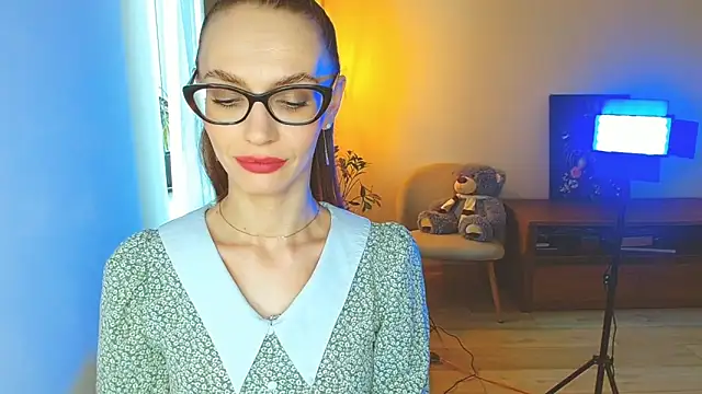 Lady Sunshine  online show from March 1, 9:09 am