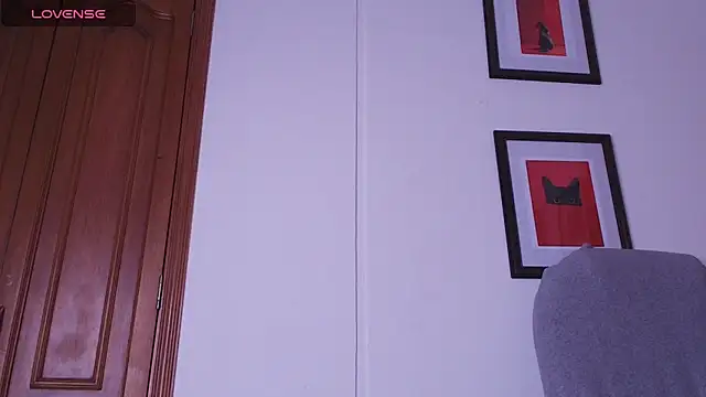 Dhalila  online show from April 11, 11:47 am