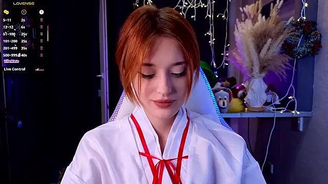 Hisoka akerley online show from April 5, 7:02 pm