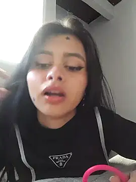 CHLOE ISABELL online show from September 13, 9:01 pm