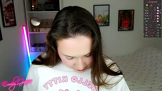 EmilyxxGraces online show from January 9, 1:54 am