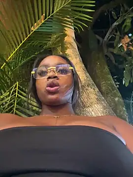 aurora coldd online show from December 22, 11:19 pm