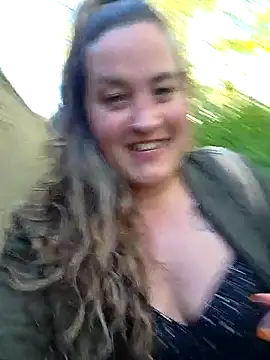 justtess online show from April 23, 4:53 pm