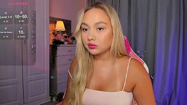  Loneve   online show from October 4, 3:38 pm