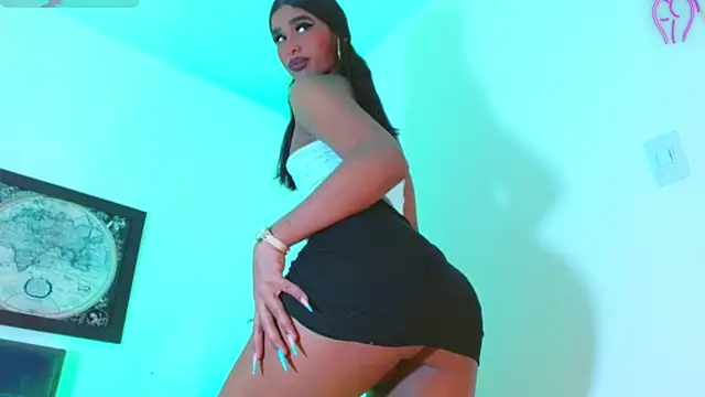 katha Crawford online show from February 12, 7:59 pm