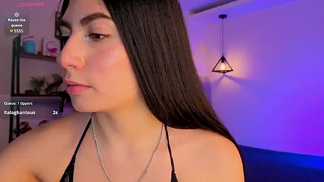 Miller Vanessa  online show from March 5, 8:37 pm