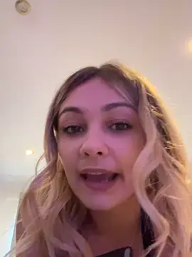 skyemorgan01 online show from March 12, 12:08 pm