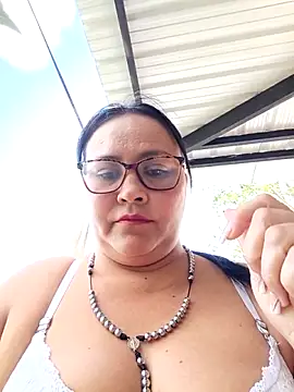 promiscuous-indecent-momm online show from October 14, 7:49 pm