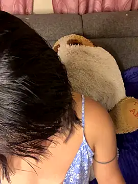 ZafiroKlein online show from January 8, 11:42 pm