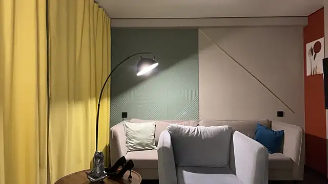 alissadreams online show from February 5, 8:12 pm