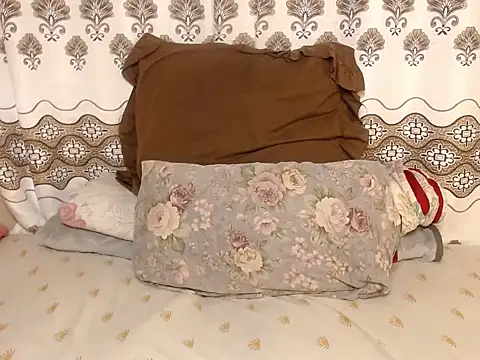 Karishma99  online show from March 27, 1:34 pm