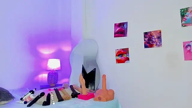 naomy 68 online show from October 15, 3:09 am