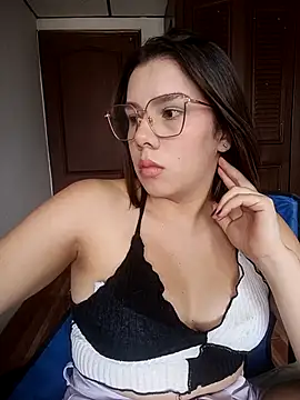 EmmaSulivan online show from September 11, 1:55 pm