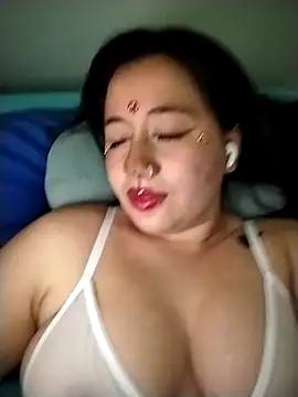 sweetie  annieee online show from October 29, 5:56 am