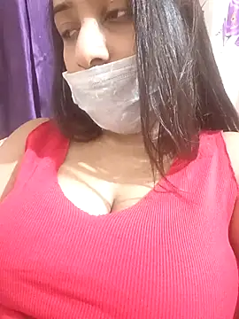 COZY ROZI online show from December 16, 5:52 pm