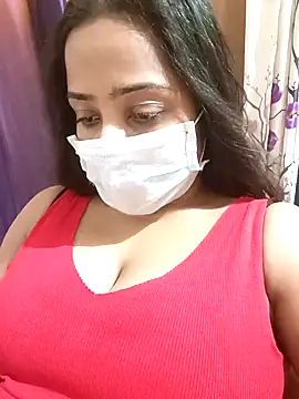 COZY ROZI online show from October 22, 5:07 pm