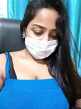 COZY ROZI online show from October 1, 6:35 pm