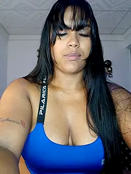 victoria roussee online show from November 7, 10:10 am