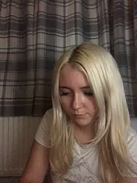 Blondie Sofia Essexbabe online show from September 28, 11:43 pm