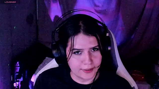 brii69 online show from October 5, 12:15 am