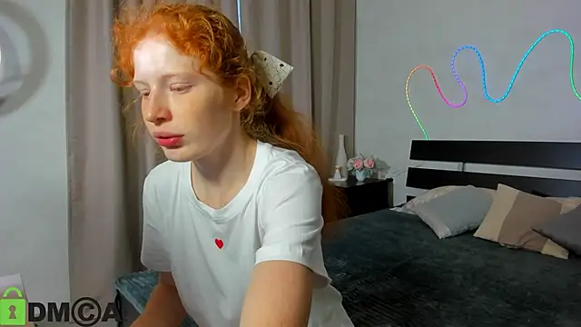 Sandra Wi1son online show from September 15, 1:36 am