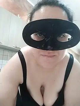 Dolcecurvy online show from September 24, 9:08 am