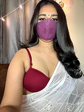 Dishasarmaa05 online show from September 19, 4:39 pm