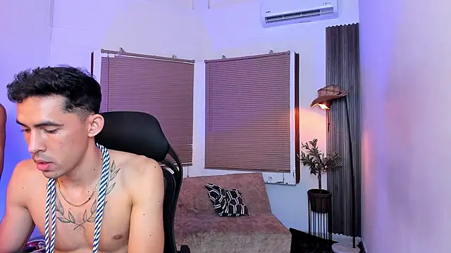 Fun BoysW online show from October 3, 2:27 am