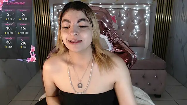 lili conor s online show from September 24, 3:38 am