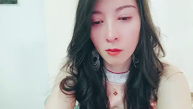 Dazzlebean online show from May 2, 3:15 pm