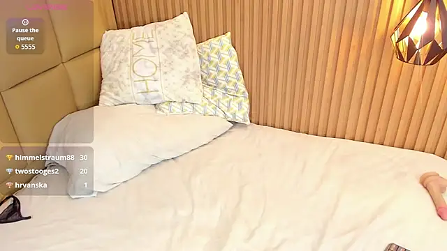 MEGANZARICK online show from September 11, 2:28 pm