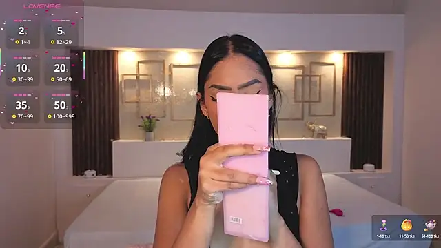 ChloeMoon9 online show from October 14, 12:19 pm