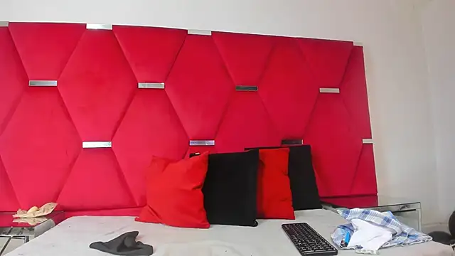 Kendall 6669 online show from October 21, 1:26 pm