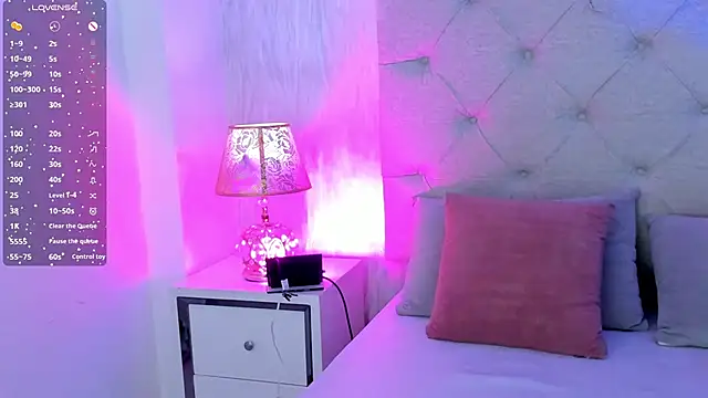 goth tasha online show from March 27, 8:20 pm