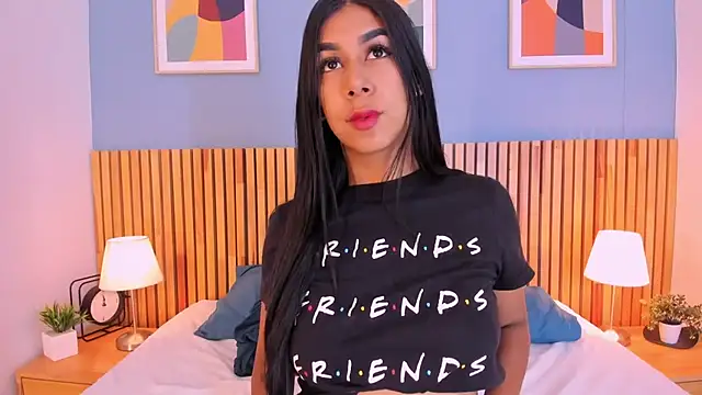 AnnieGibbyns online show from October 8, 10:58 pm