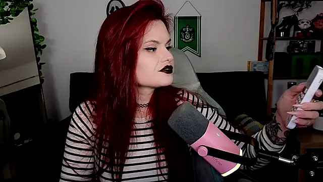 Della Ideal online show from November 13, 6:29 pm