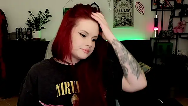 Della Ideal online show from February 10, 7:06 pm