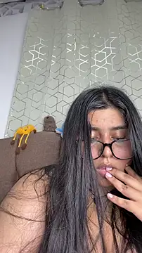 virginbrunette99 online show from March 21, 8:19 am