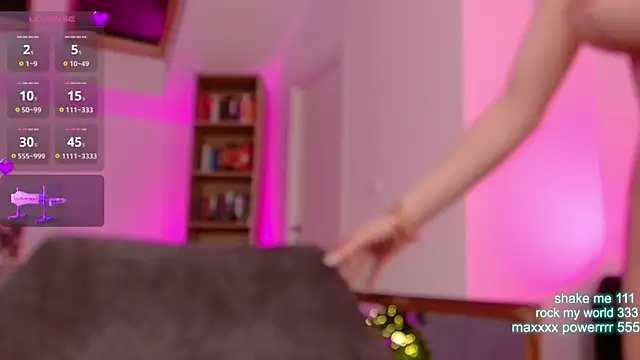 CutiePie69   online show from July 14, 7:40 pm