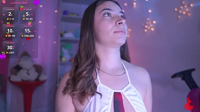 issa monterrey online show from April 12, 11:02 am