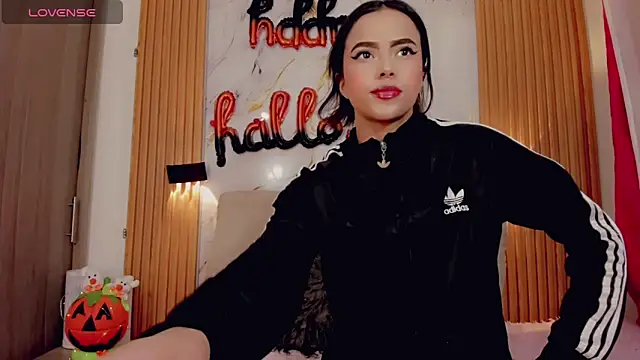 ValeriCardenas online show from October 2, 12:59 am