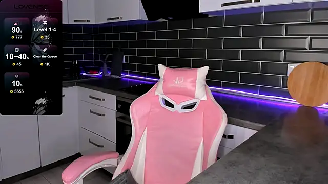 EmmaVictori1 online show from September 18, 8:13 am