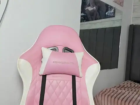 Aida princess online show from October 13, 12:35 am