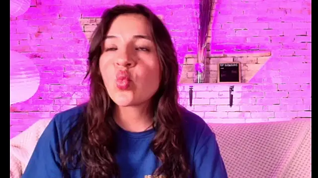 TaraTaylorr online show from September 22, 3:05 am