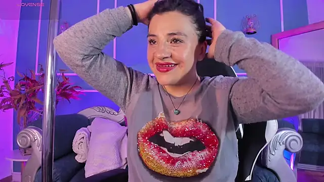 TaraTaylorr online show from September 26, 2:53 am