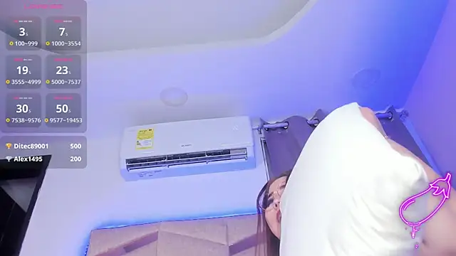 MadissonLee   online show from March 31, 10:21 pm