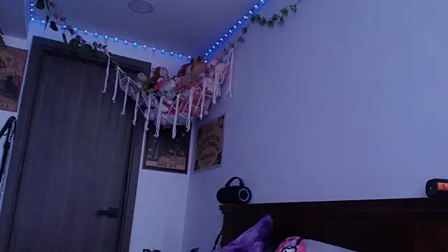  mollycrystal online show from February 20, 11:56 am