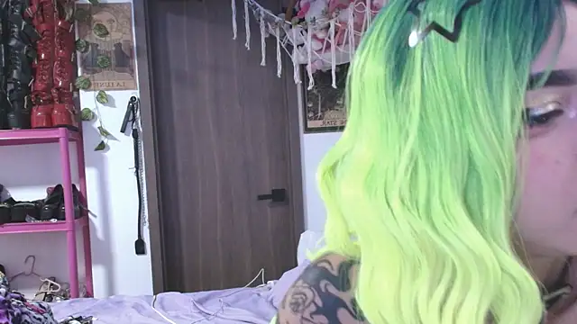  mollycrystal online show from February 16, 4:01 am