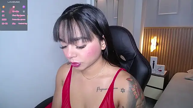 AGATHASMITH5 online show from September 19, 3:27 am