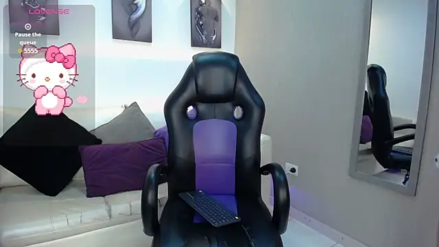 MiiaSuki online show from January 7, 5:11 am